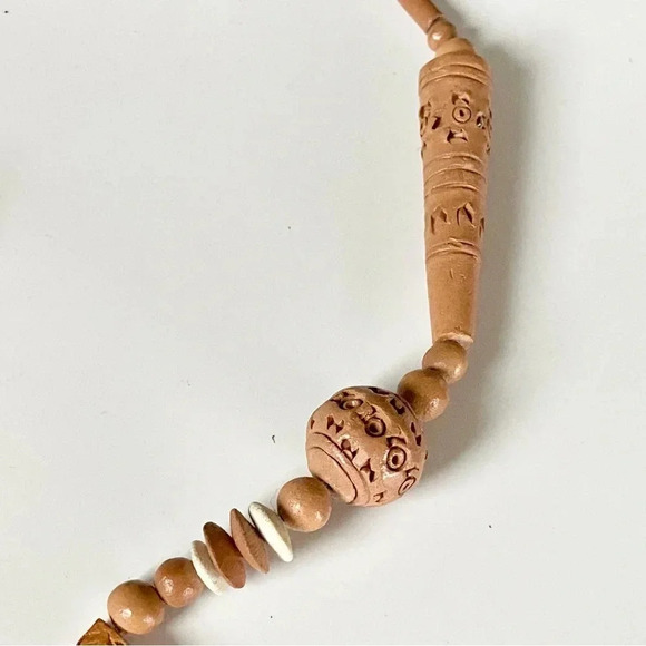 Vintage Artisan Tribal Boho Carved Clay Beaded Statement Necklace. - Picture 5 of 8